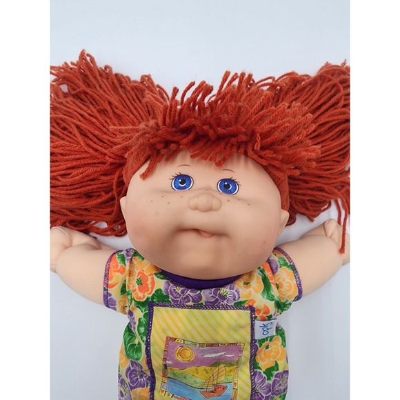 VINTAGE RED HAIRED CABBAGE PATCH DOLL BLUE EYES FRECKLES CUTE Jumpsuit Shoes - Picture 1 of 16